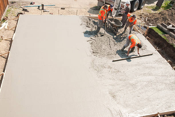 Best Concrete Sidewalk Installation in Mono Vista, CA